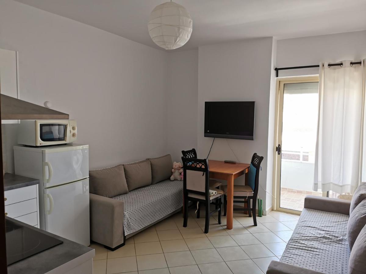 Bella Apartment Sarande Bagian luar foto